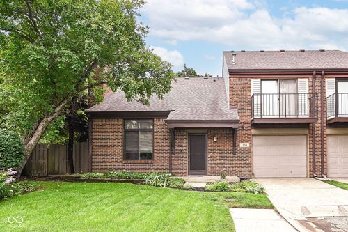 355 E Saint Clair St, Indianapolis, IN, 46202-3366 | Card Image