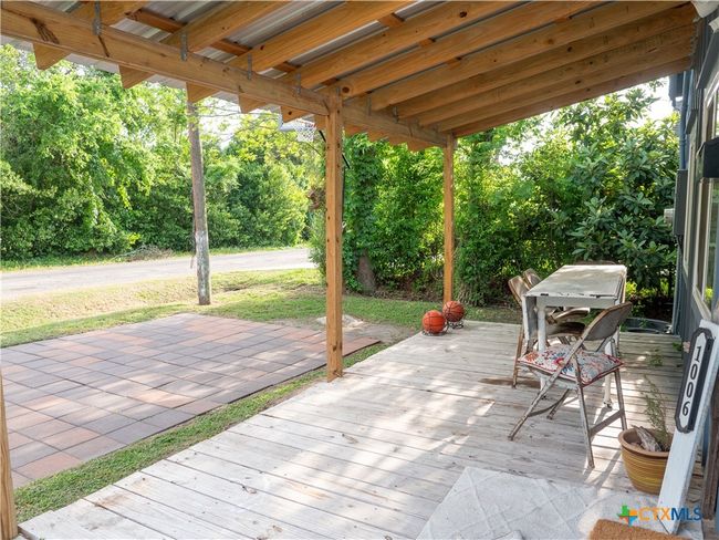 1006 W North St, House other with 2 bedrooms, 1 bathrooms and null parking in Victoria TX | Image 6