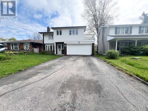 27 Tollerton Ave, North York, ON, M2K2H1 | Card Image