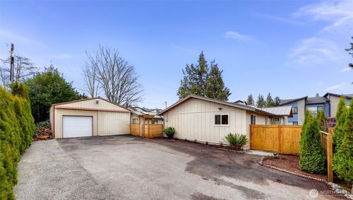 13325 Beverly Park Road, Lynnwood, WA, 98087 | Card Image