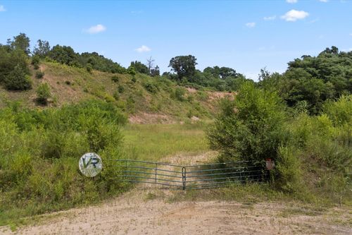 6670 150th Ave, Bay City, WI, 54723-8408 | Card Image