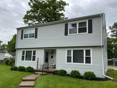 202 N 11th St, Newark, OH, 43055-4403 | Card Image