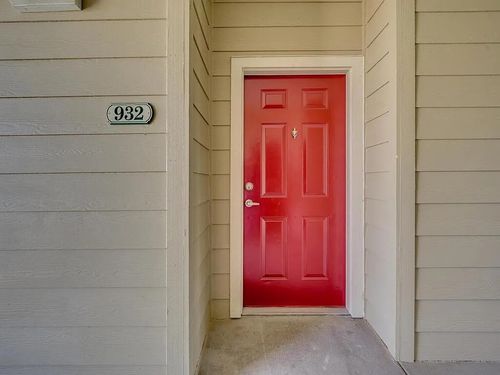 932-2320 Gracy Farms Ln, Austin, TX, 78758-2314 | Card Image
