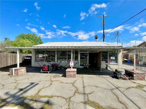 1785 E 21st St, Merced, CA, 95340 | Card Image