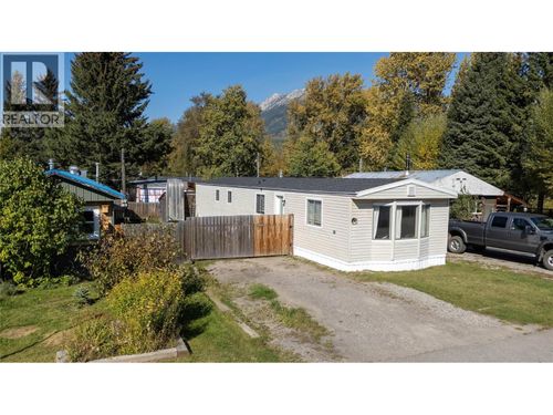e14-60 Cokato Road, Fernie, BC, V0B1M4 | Card Image