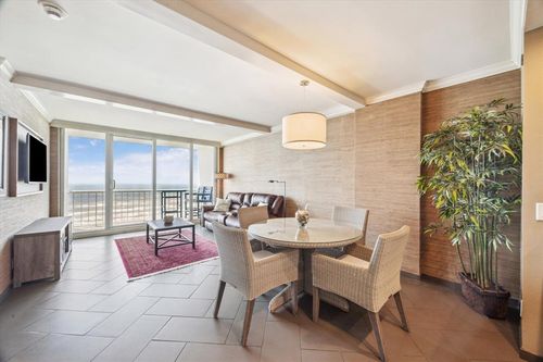 unit-1114-1401 E Beach Dr, Galveston, TX, 77550-3338 | Card Image