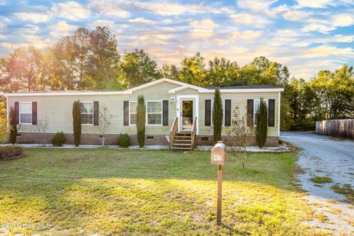 47 Colt Ln, Dunn, NC, 28334-7613 | Card Image