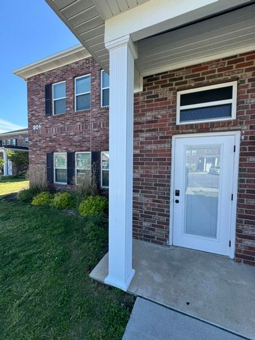 201-301 N 13th St, Rogers, AR, 72756 | Card Image
