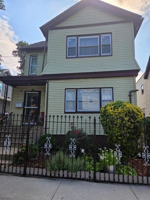 168 W End Ave, Newark, NJ, 07106-2614 | Card Image