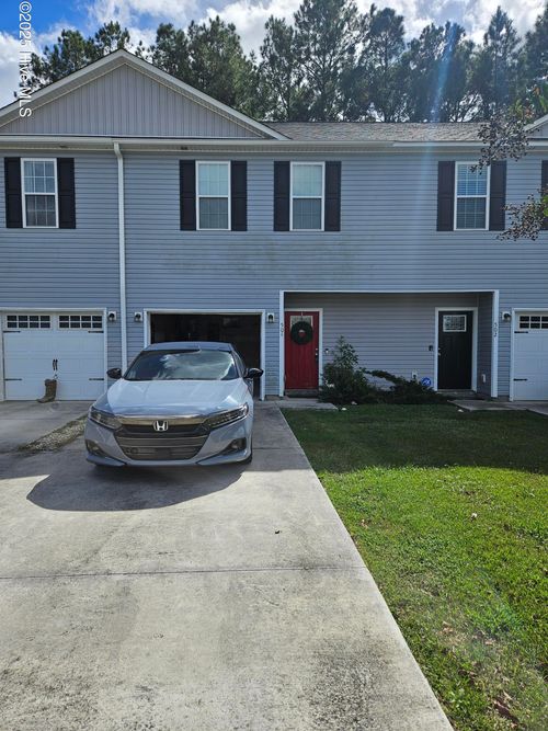 504 Kenan Loop, Jacksonville, NC, 28546-0118 | Card Image