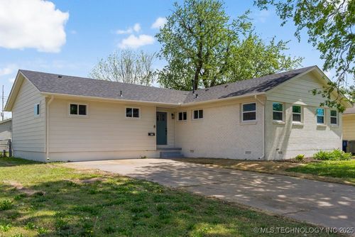 2703 S Norwood Ave, Tulsa, OK, 74114-5143 | Card Image