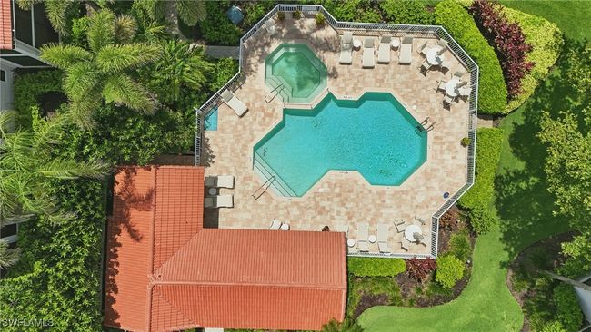547 Serendipity Dr, Condo with 3 bedrooms, 2 bathrooms and null parking in NAPLES FL | Image 16