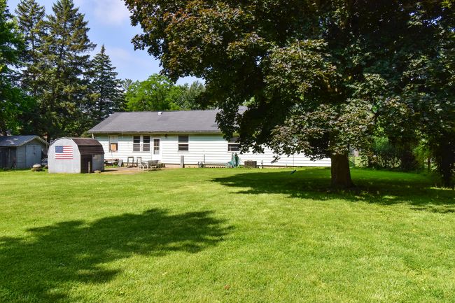 300 S Bentley St, House other with 3 bedrooms, 1 bathrooms and 1 parking in Pontiac IL | Image 27