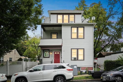 519 Chestnut St, Orange, NJ, 07050-1160 | Card Image