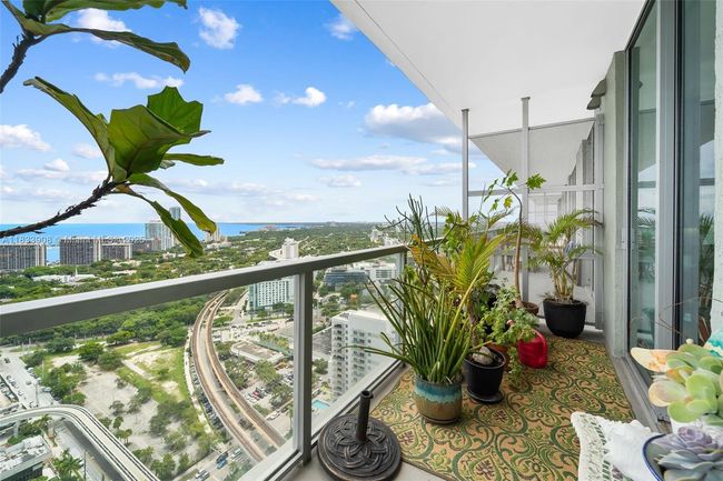 PH-3904S - 79 Sw 12 Th St, Condo with 2 bedrooms, 2 bathrooms and null parking in Miami FL | Image 24
