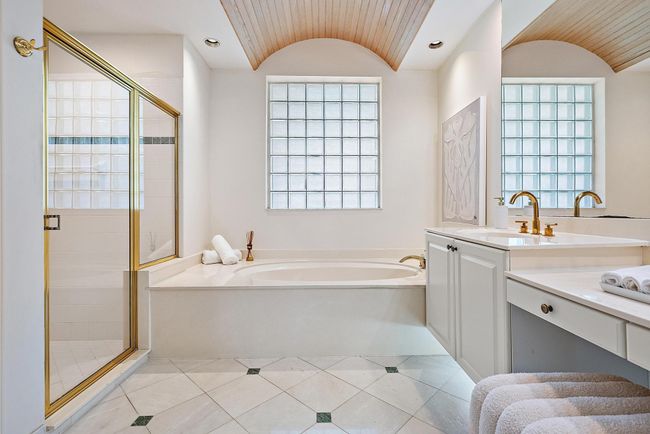 8774 Lakes Blvd, House other with 3 bedrooms, 3 bathrooms and null parking in West Palm Beach FL | Image 35