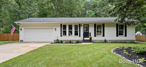 2349 Pillon Rd, Twin Lake, MI, 49457-9759 | Card Image