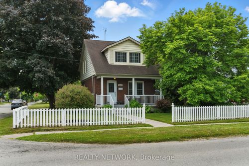 6424 Riall St, Niagara Falls, ON, L2J1Z5 | Card Image