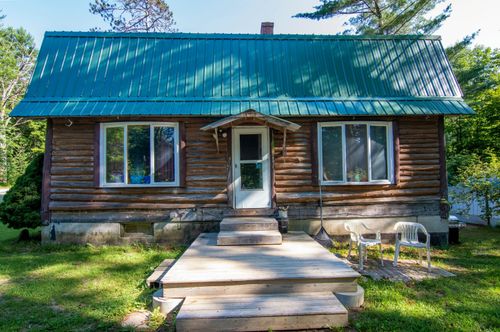 530 Old County Road, Greenwood, ME, 04255 | Card Image