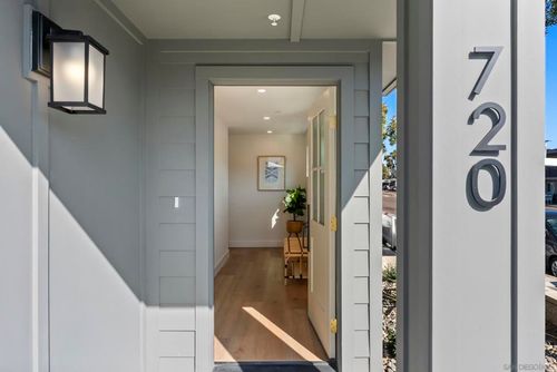 720 Nantasket Ct, San Diego, CA, 92109-7441 | Card Image