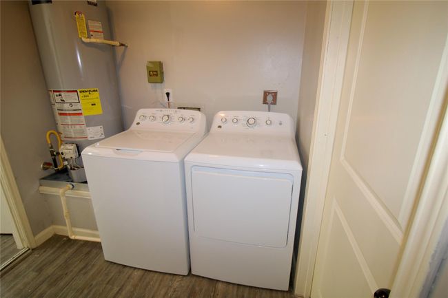 6022 Thom Rd, House other with 3 bedrooms, 2 bathrooms and 2 parking in Humble TX | Image 17
