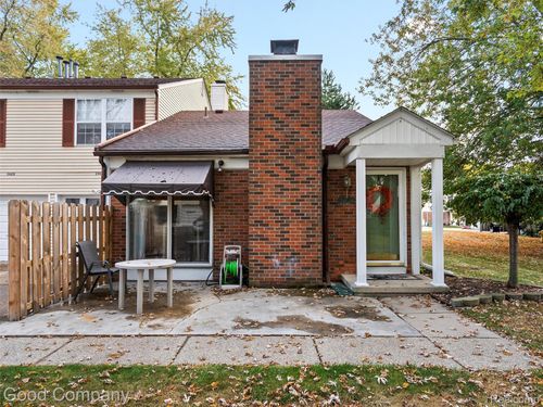 24609 Springdale St, Macomb, MI, 48042 | Card Image