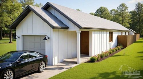 3805 10th Ave, Pensacola, FL, 32503-2804 | Card Image