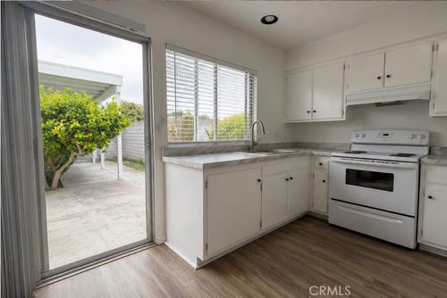 3875 Vista Campana S, Oceanside, CA, 92057-8167 | Card Image