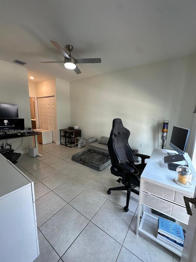 APT-204 - 8301 Nw 41 St St, Condo with 2 bedrooms, 3 bathrooms and null parking in Doral FL | Image 13