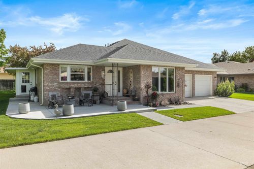 2380 Twin Oaks Park, Twin Falls, ID, 83301-4400 | Card Image