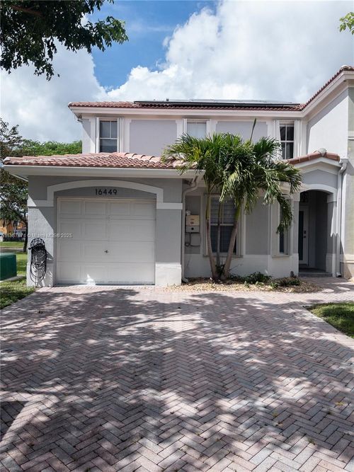 16449-16449 Sw 48th Ter, Miami, FL, 33185-5140 | Card Image