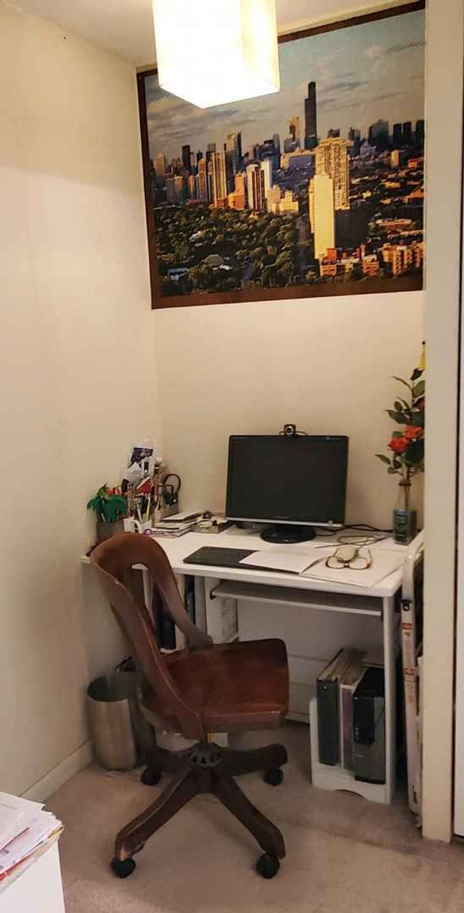 Office space. Staged furniture. | Image 23