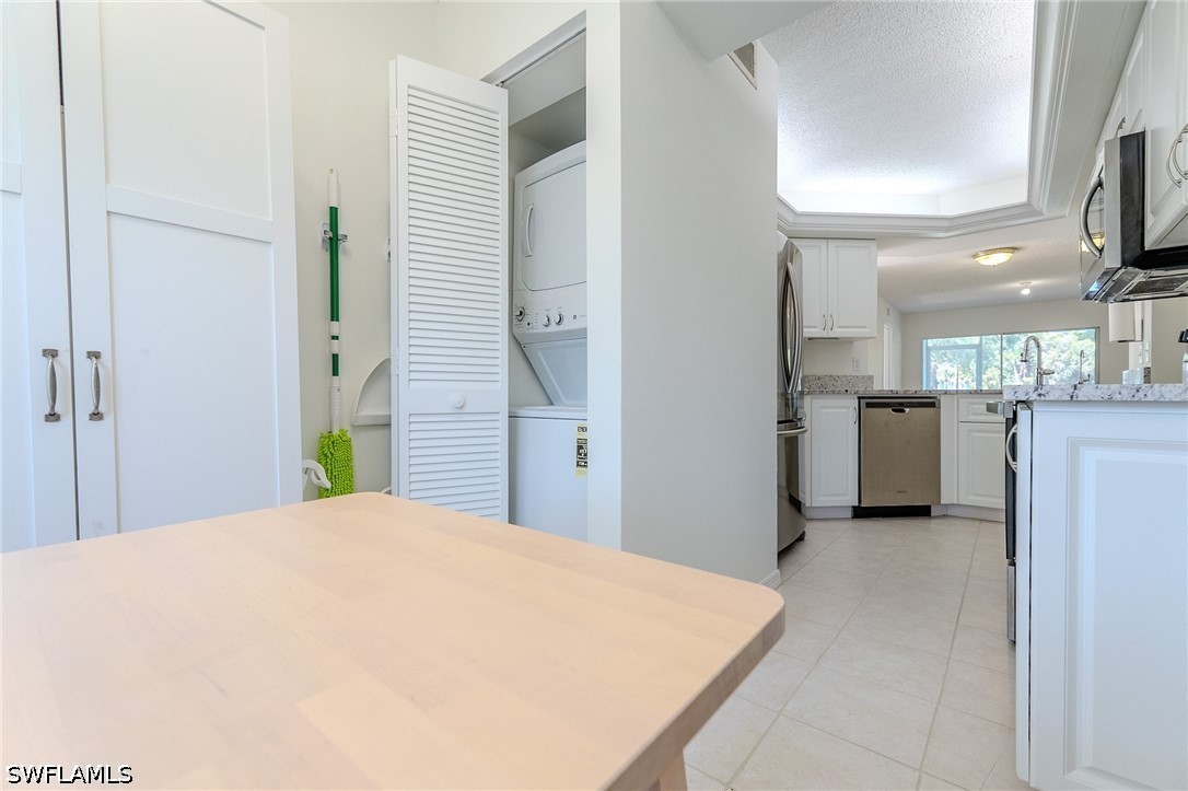 Residential Lease in Naples 4