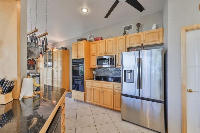 915 Symphony Isles Blvd, House other with 3 bedrooms, 3 bathrooms and null parking in APOLLO BEACH FL | Image 20