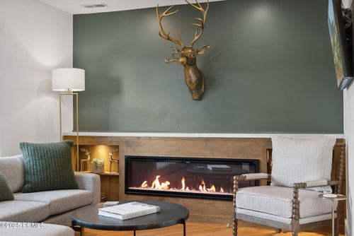11-236 Woodside Ave, Park City, UT, 84060 | Card Image