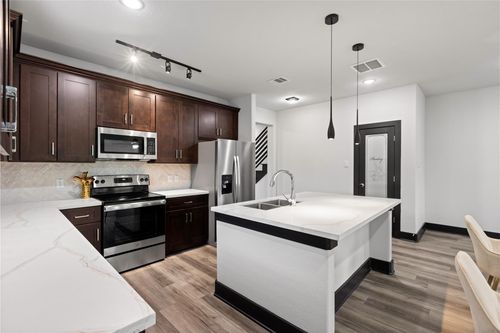 b-4435 Maggie St, Houston, TX, 77051-2829 | Card Image