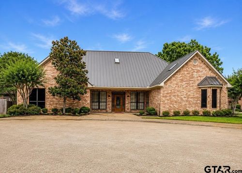 706 Park Place Dr, Athens, TX, 75751 | Card Image