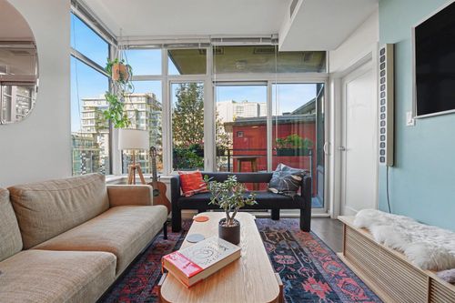807-38 W 1st Ave, Vancouver, BC, V5Y0K3 | Card Image