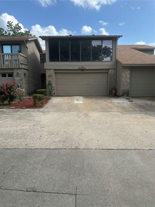 3160 Pebblebrook Dr, Garland, TX, 75044-6560 | Card Image