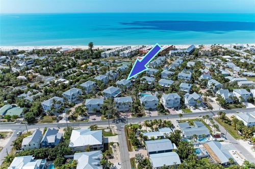 56-6250 Holmes Blvd, HOLMES BEACH, FL, 34217-1670 | Card Image