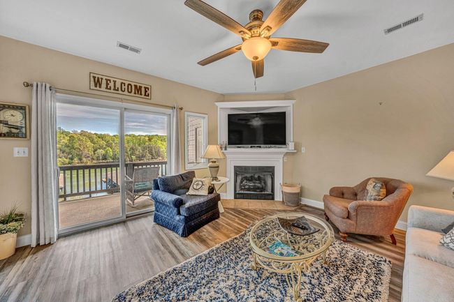Great room | Image 16