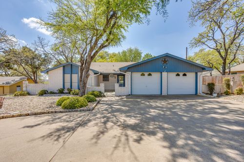 4031 Fairway Dr, Granbury, TX, 76049-5302 | Card Image