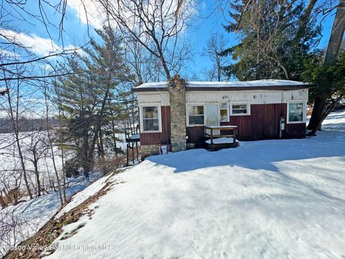 315 Lake Dr, Lake Peekskill, NY, 10537-1104 | Card Image