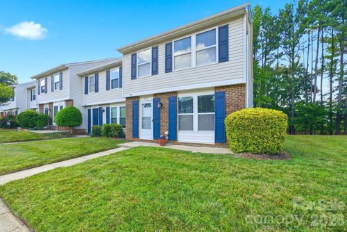242 Water Oak Dr, Pineville, NC, 28134-7530 | Card Image