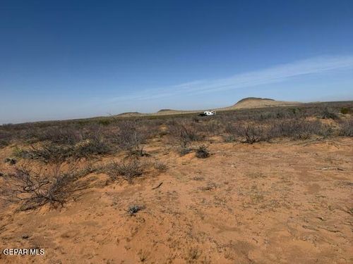 PN 731 Ab 5648 Blk 81 S/2&Ne/4 Sec, Van Horn, TX, 79855 | Card Image