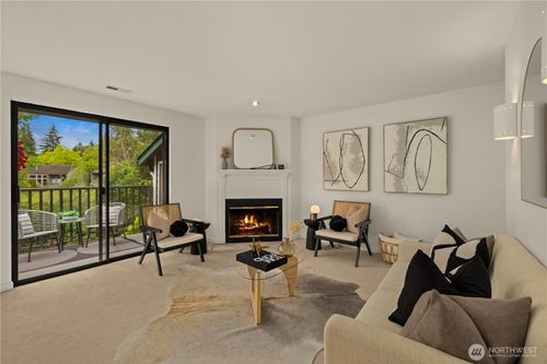 apt-f211-13801 Old Redmond Rd, Redmond, WA, 98052-1830 | Card Image