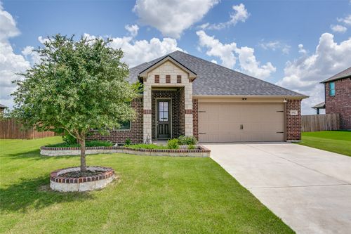 692 Avalon Dr, Waxahachie, TX, 75165-2111 | Card Image