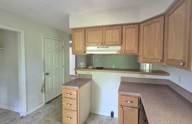 405 Spring St, House other with 3 bedrooms, 2 bathrooms and null parking in Monteagle TN | Image 8