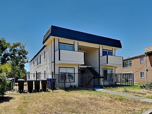 5644 Odea Drive, Sacramento, CA, 95824 | Card Image