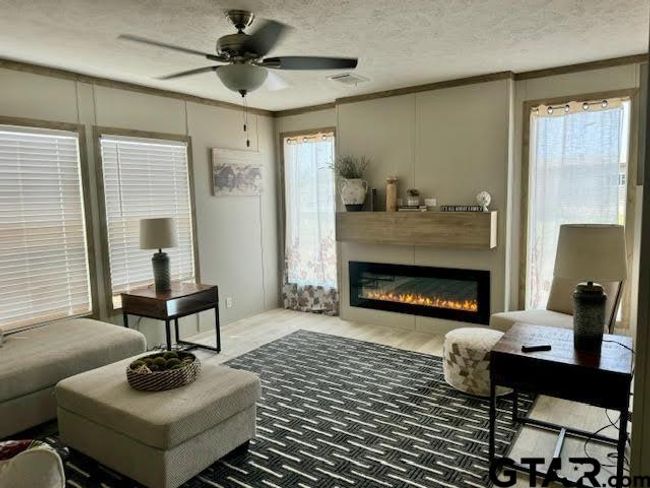 181 Byron Ct, House other with 3 bedrooms, 2 bathrooms and null parking in Bullard TX | Image 14